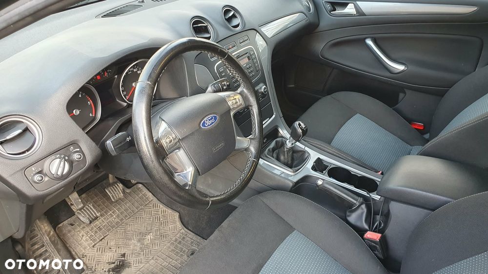 Ford Mondeo 2.0 TDCi Gold X - 13