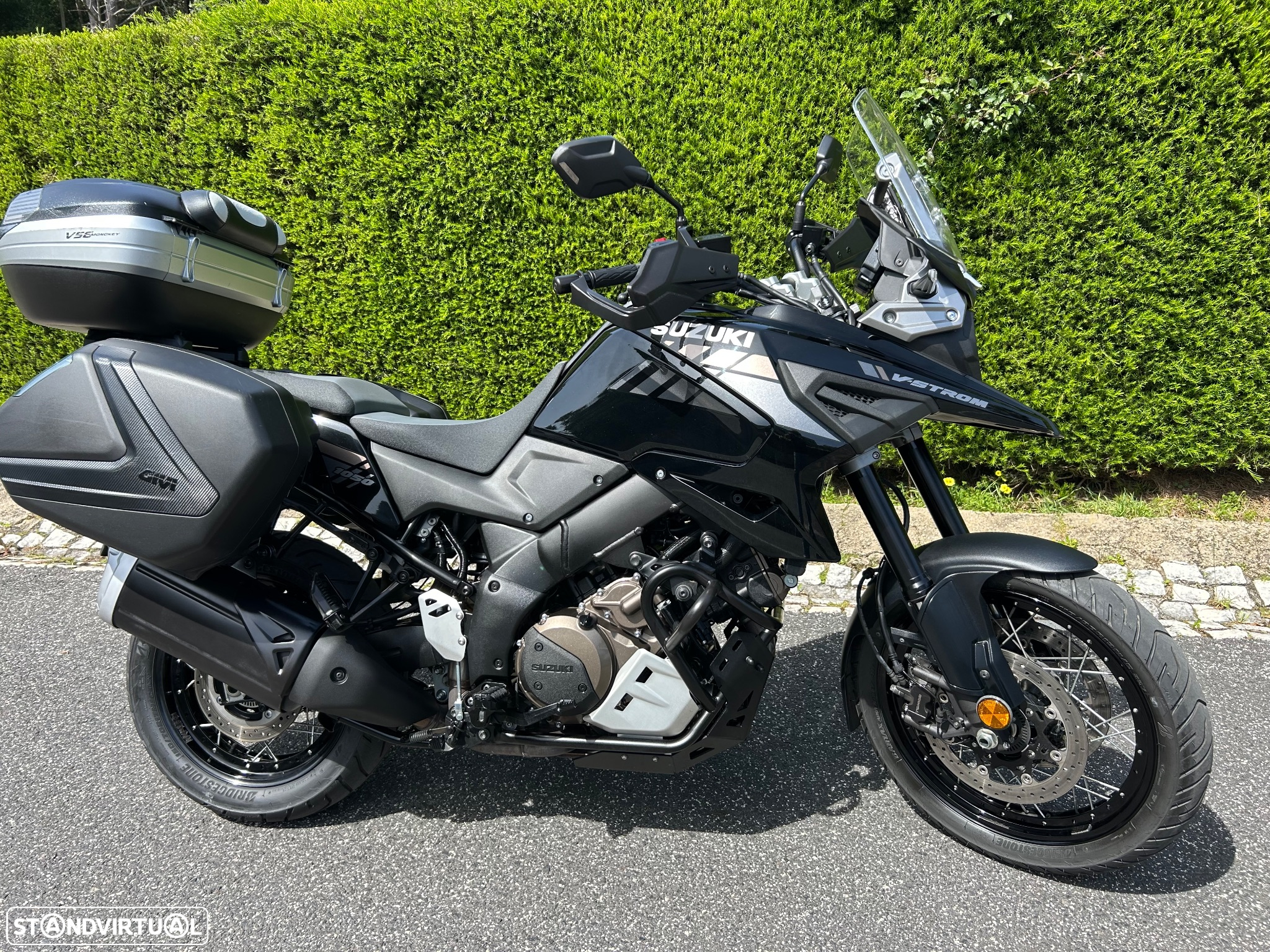 Suzuki DL V Strom 1050 de - 5