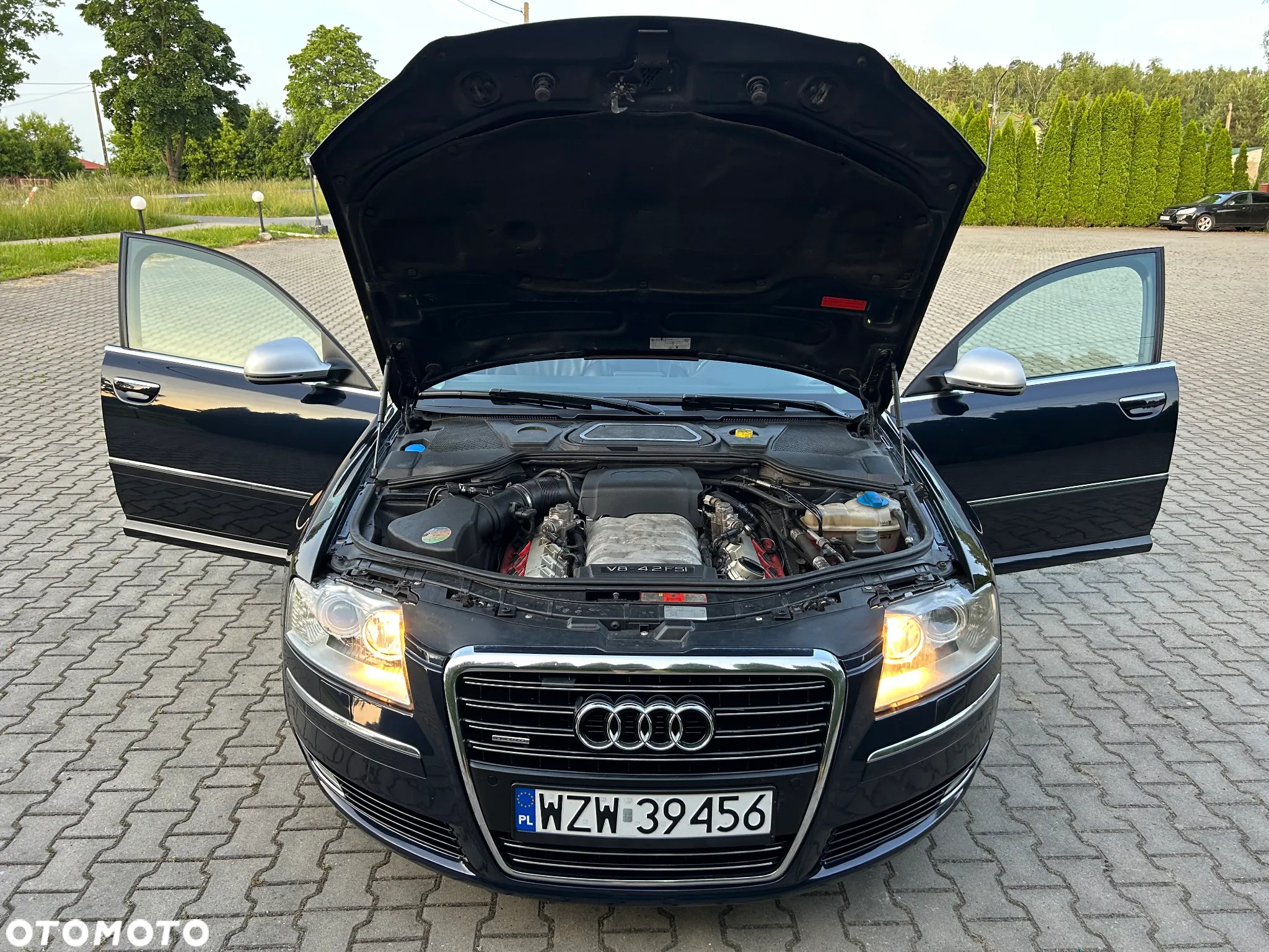 Audi A8 4.2 FSI L Quattro - 21