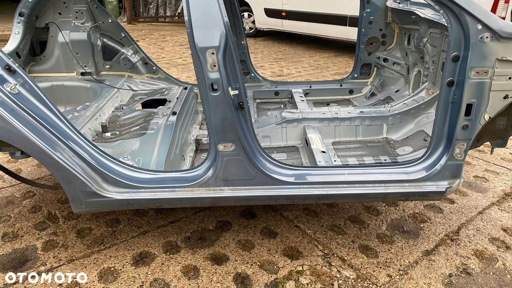 HYUNDAI I20 II PRÓG SŁUPEK PRAWY W3U 14-20 - 1