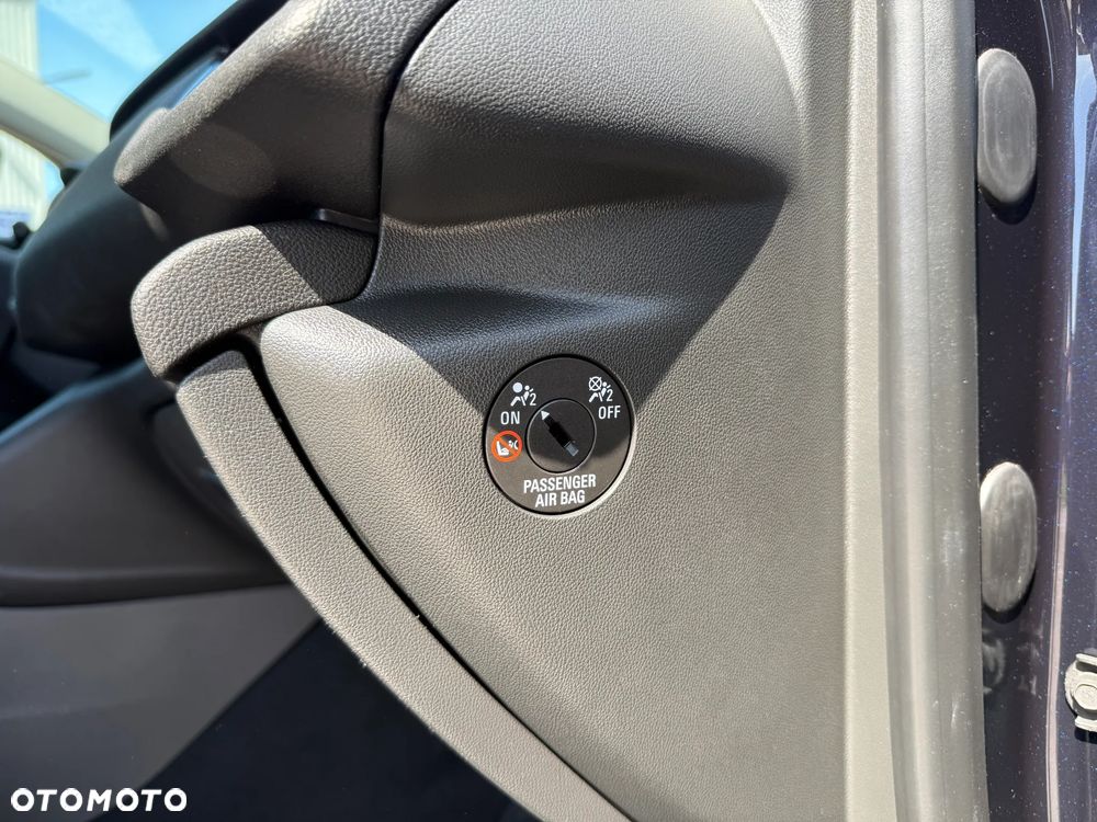 Opel Insignia 2.0 CDTI automatik Business Innovation - 27