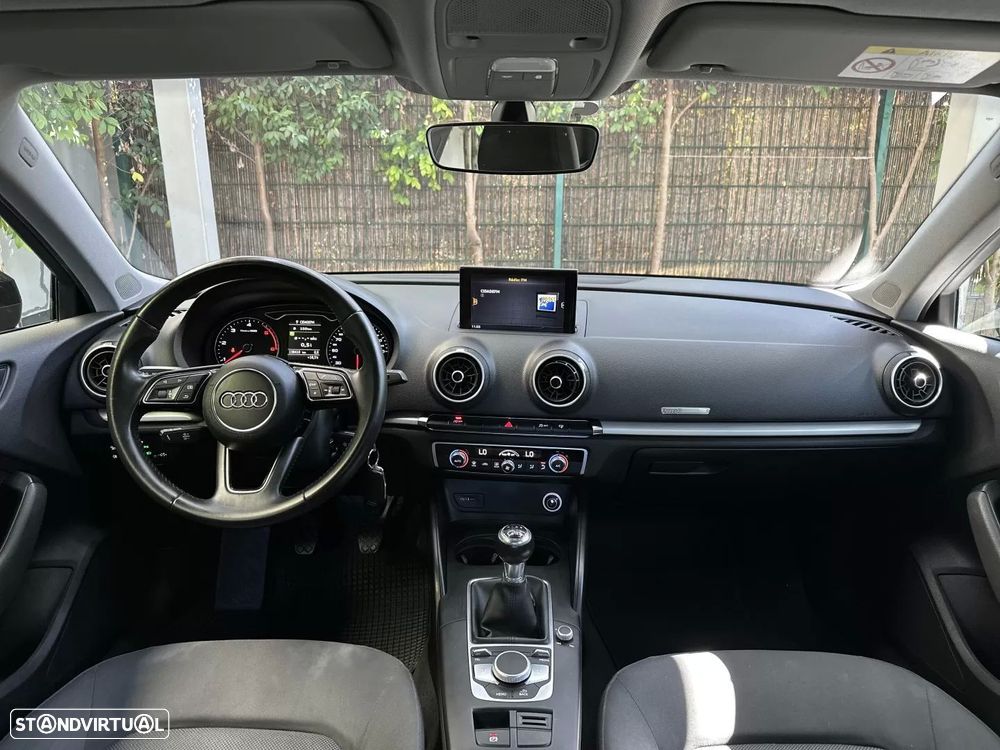 Audi A3 Sportback 1.6 TDI Sport - 18