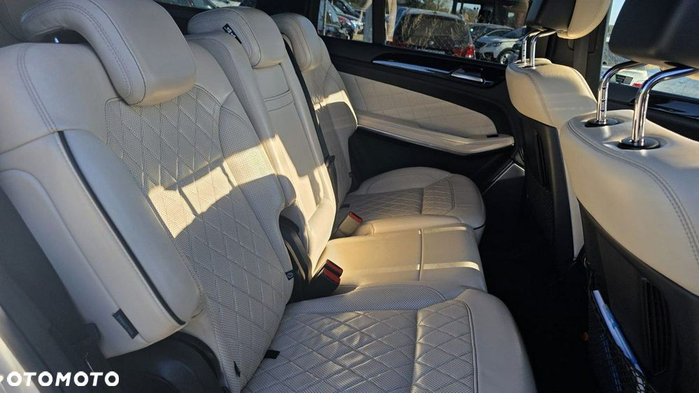 Mercedes-Benz GL - 19