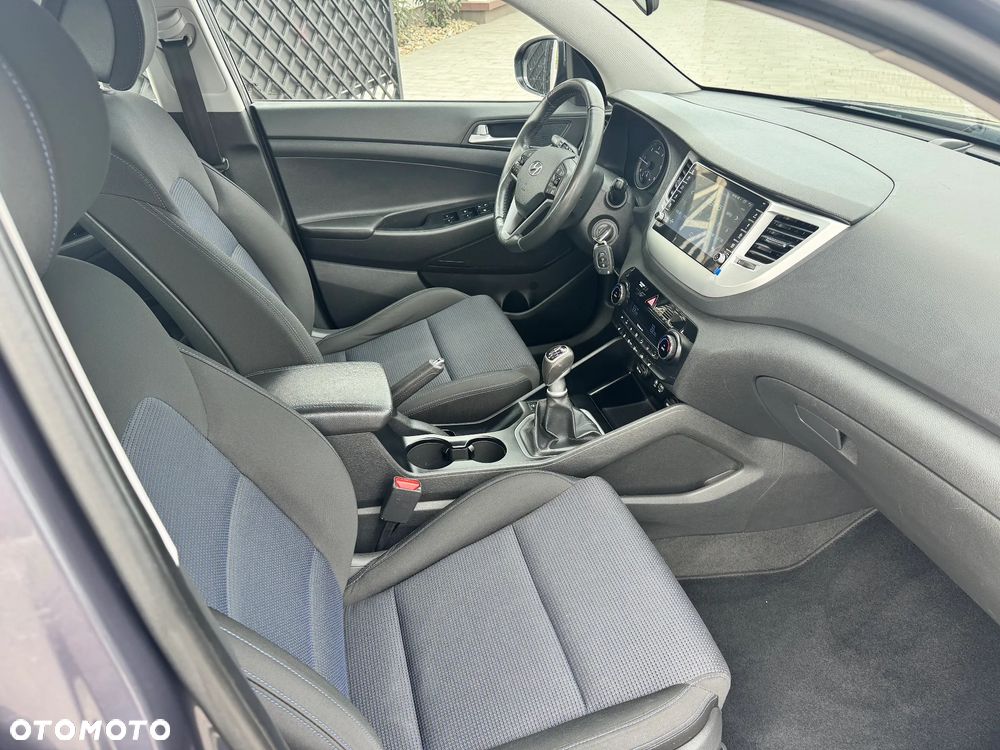 Hyundai Tucson blue 1.7 CRDi 2WD Passion - 12