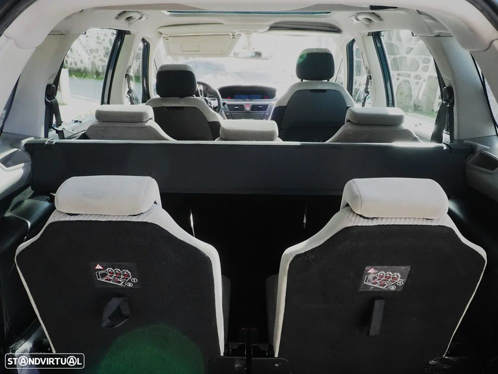 Citroën C4 Grand Picasso 1.6 HDi Confort CMP6 Airdream - 12