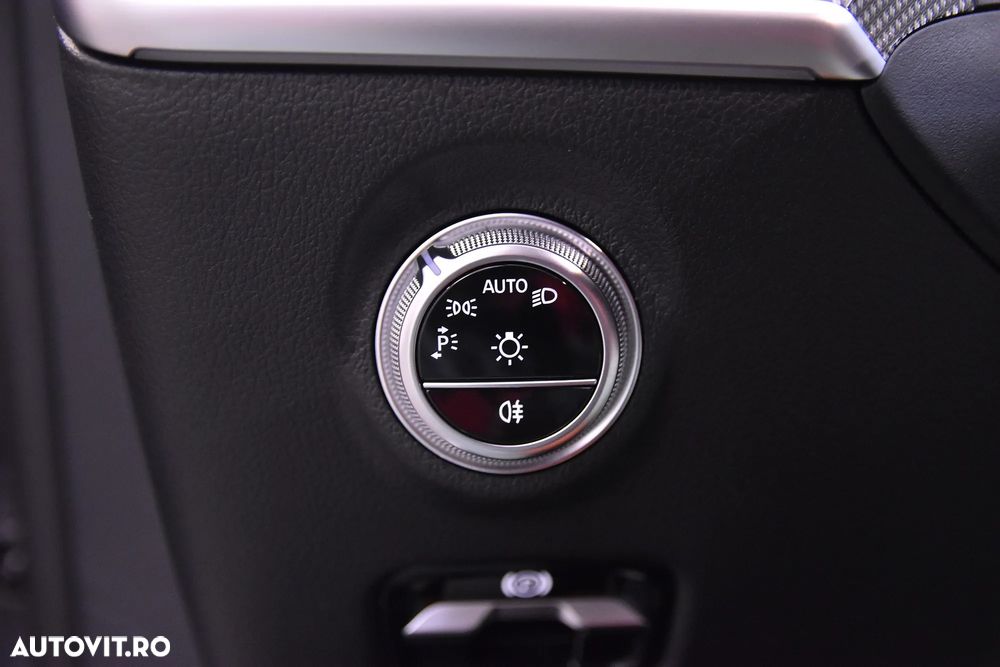 Mercedes-Benz C 300 e 9G-TRONIC AMG Line - 15
