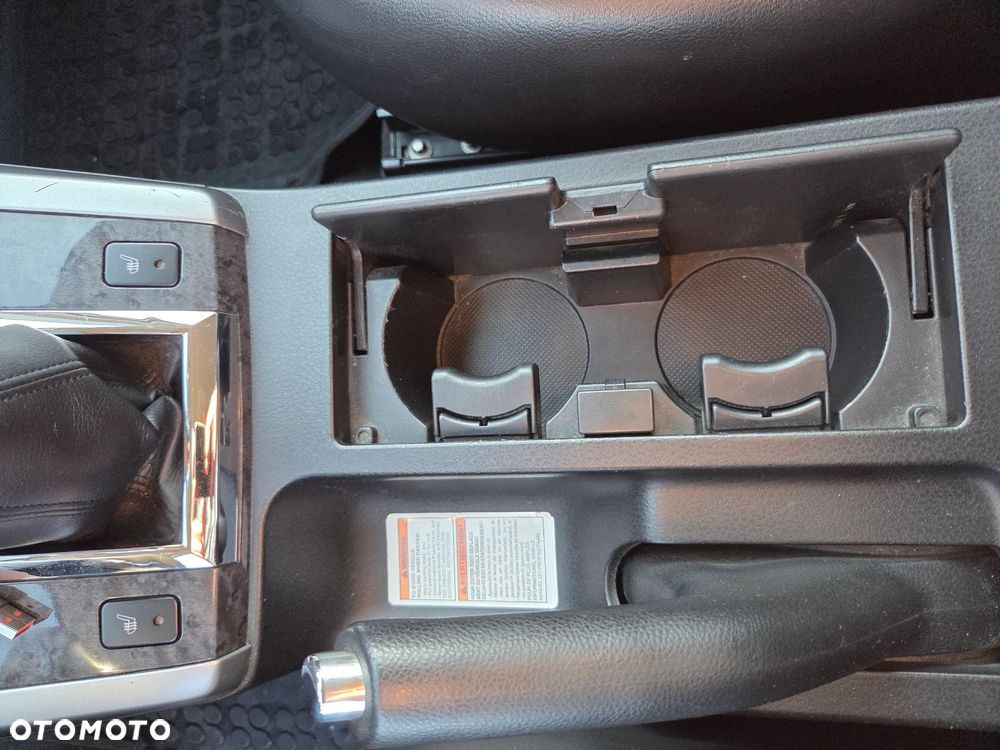 Suzuki Grand Vitara 2.4 De Luxe EU5 - 19