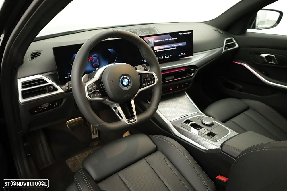 BMW 330 e Edição Desportiva M Auto - 8