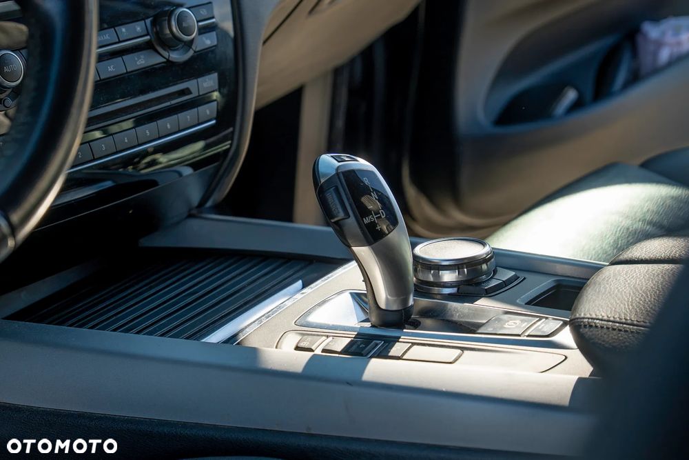 BMW X5 sDrive25d - 14