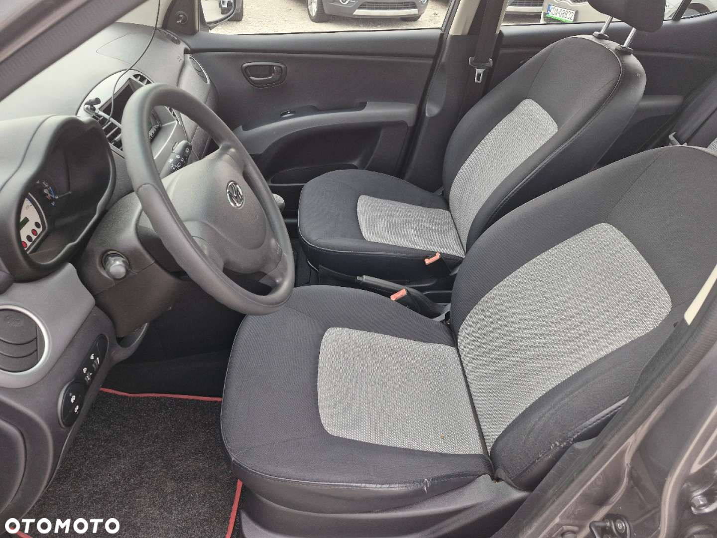 Hyundai i10 - 13
