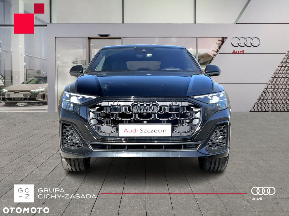 Audi Q8 - 8