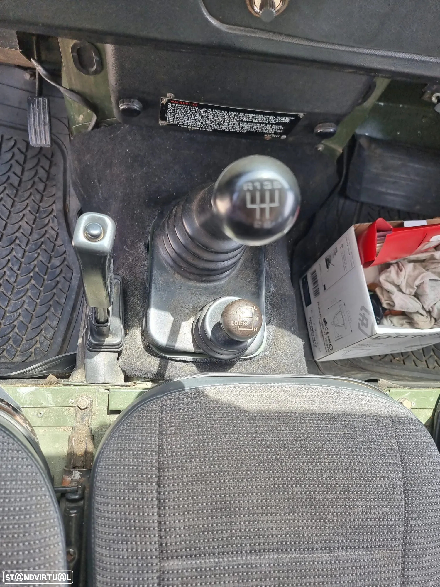 Land Rover Defender 90 2.5 TDi Metal Top - 9