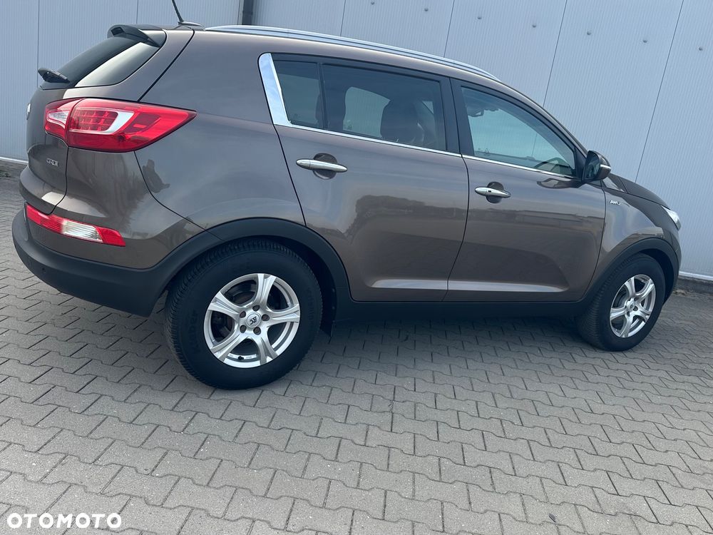 Kia Sportage 2.0 CRDI XL - 3