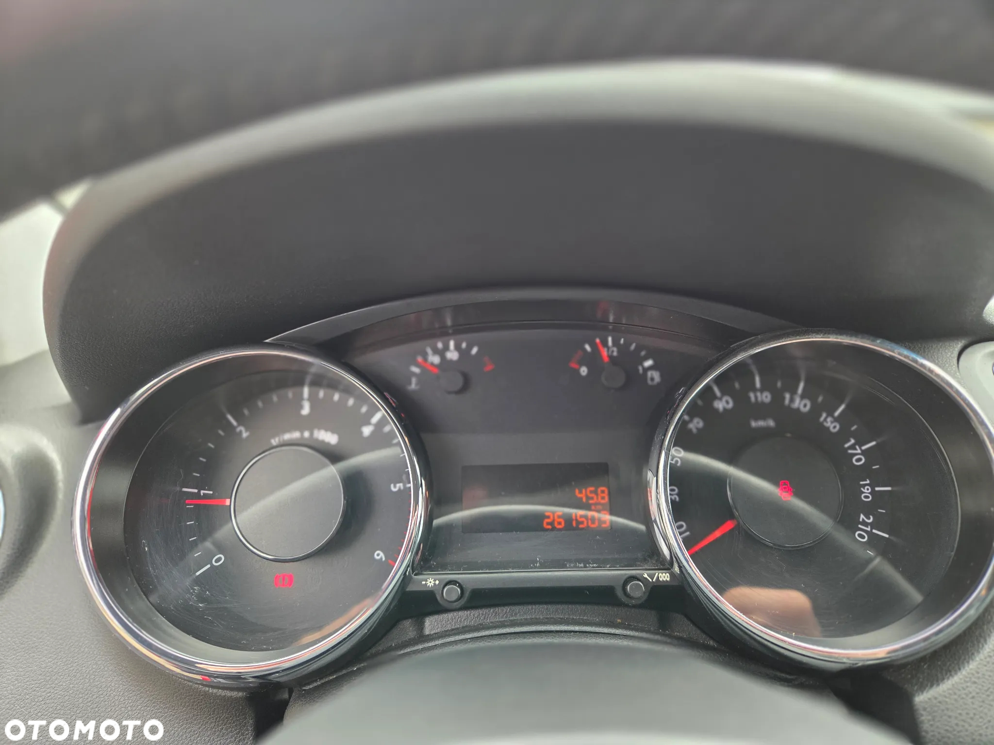 Peugeot 5008 - 19