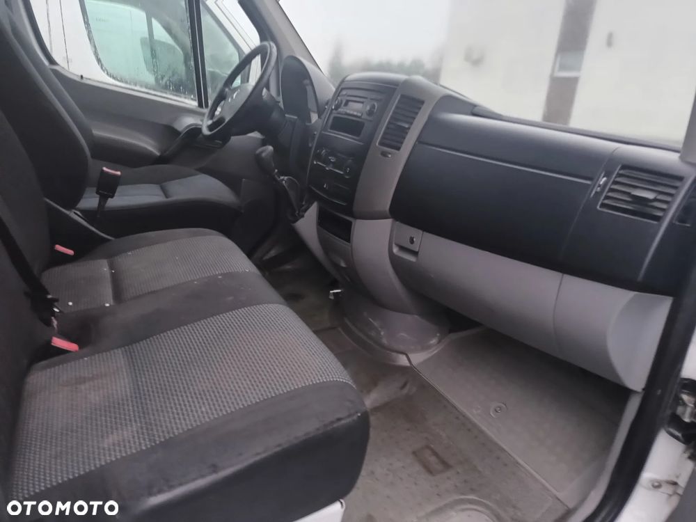 Mercedes-Benz Sprinter max crafter sredni - 3