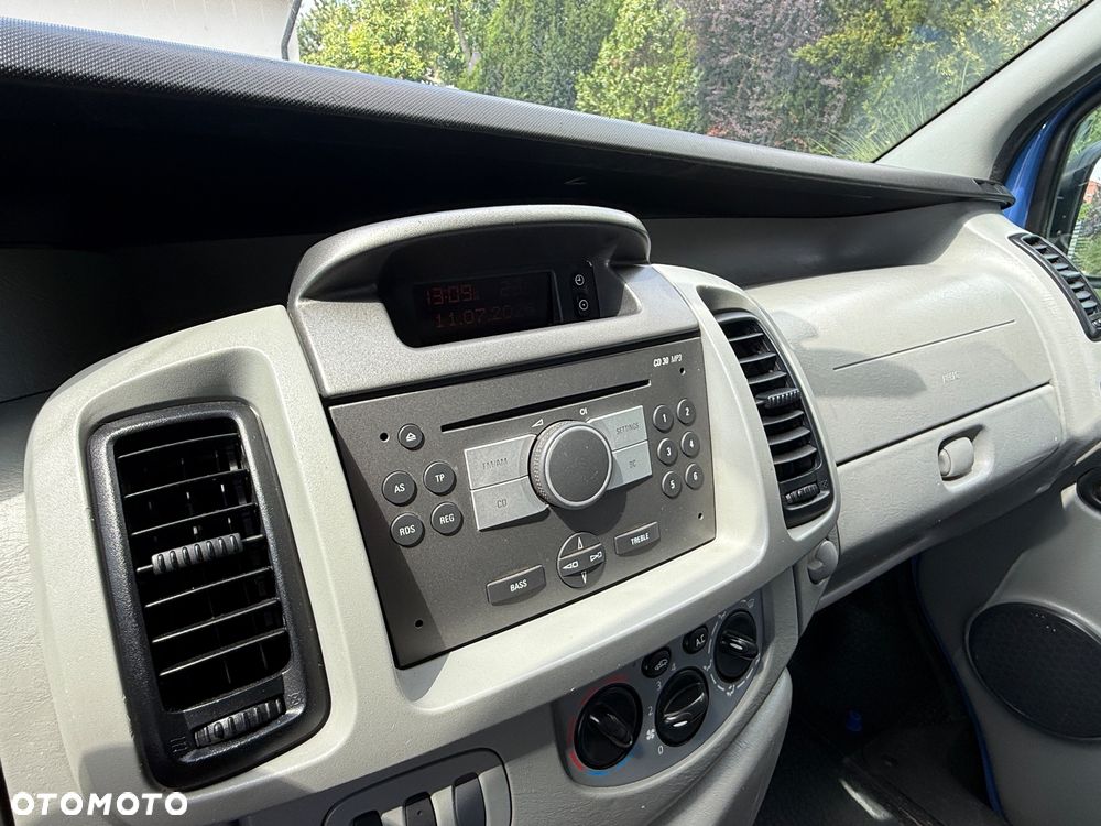 Opel Vivaro - 20