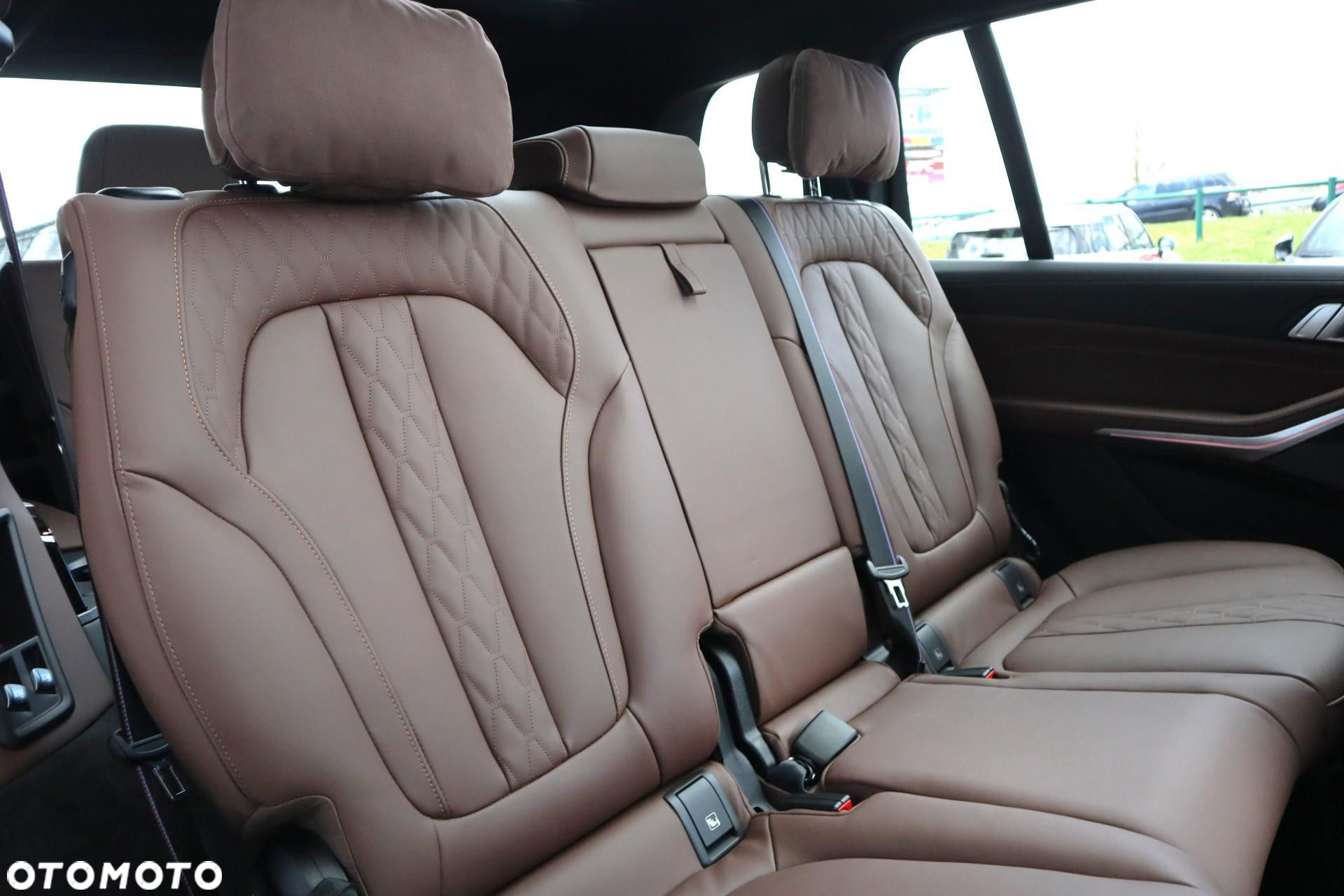 BMW X7 - 13