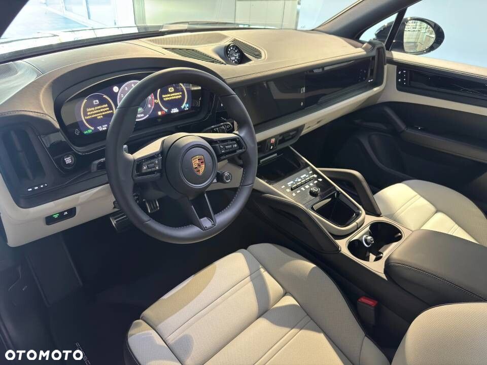 Porsche Cayenne - 11