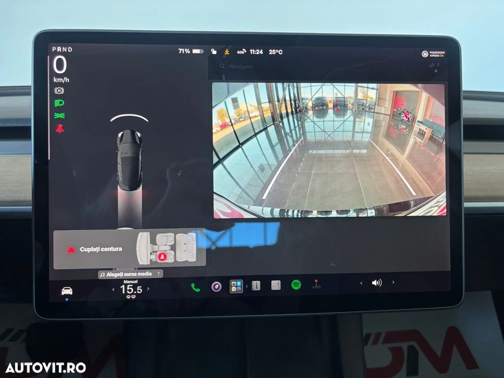 Tesla Model 3 Langstreckenbatterie Allradantrieb Dual Motor - 17