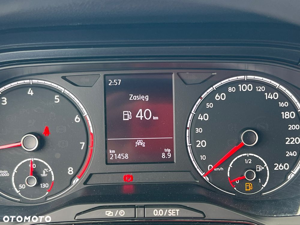 Volkswagen Polo 1.0 ACTIVE - 28