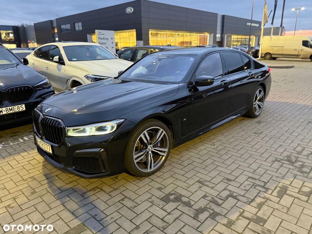 BMW Seria 7 750i xDrive - 5