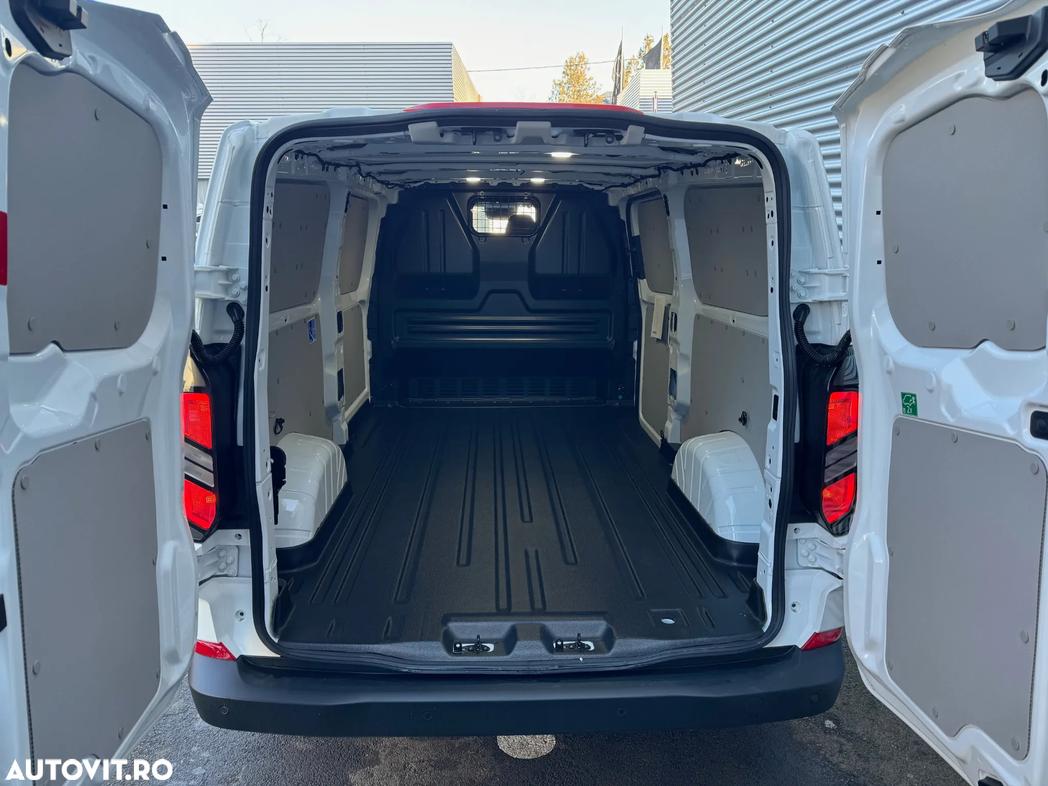 Ford Transit Custom - 6