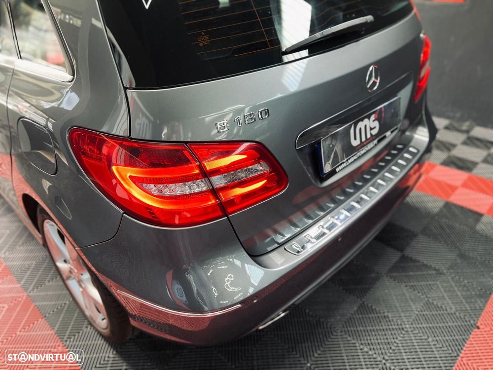 Mercedes-Benz B 180 CDI BlueEFFICIENCY Aut. - 13