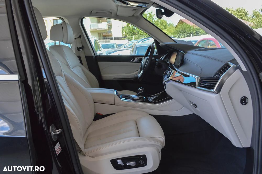 BMW X5 xDrive30d xLine - 32