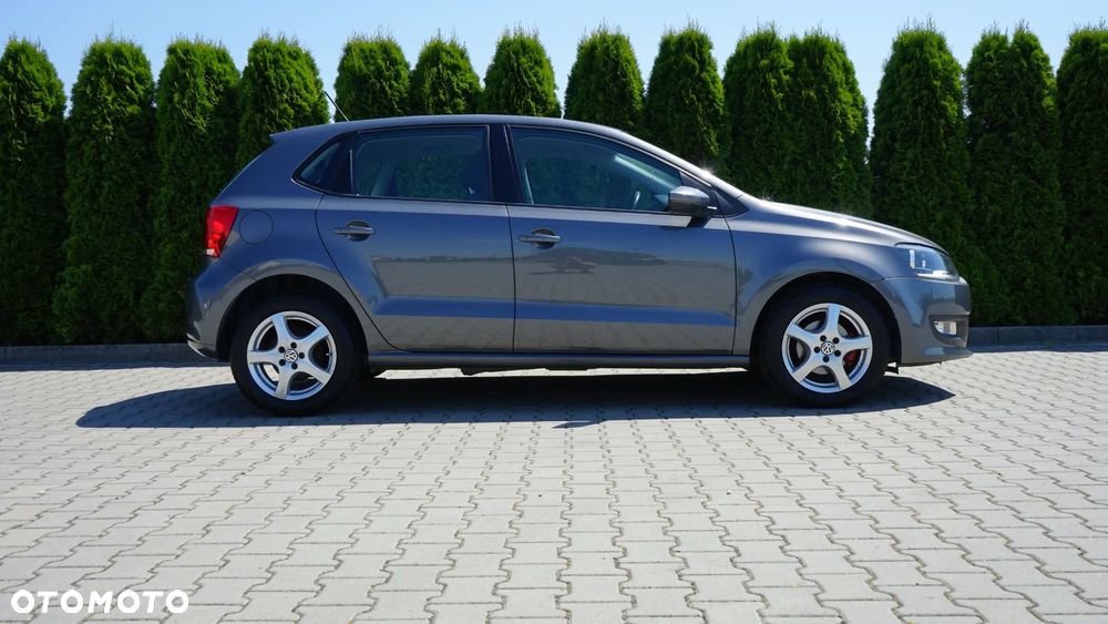 Volkswagen Polo 1.4 16V Comfortline - 17
