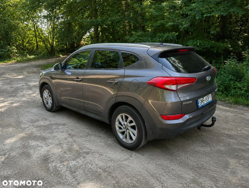 Hyundai Tucson 1.7 CRDI BlueDrive Style 2WD - 2