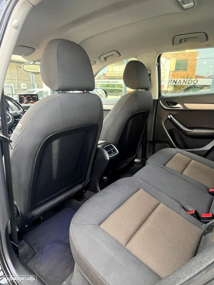 Audi Q3 2.0 TDI Sport - 18