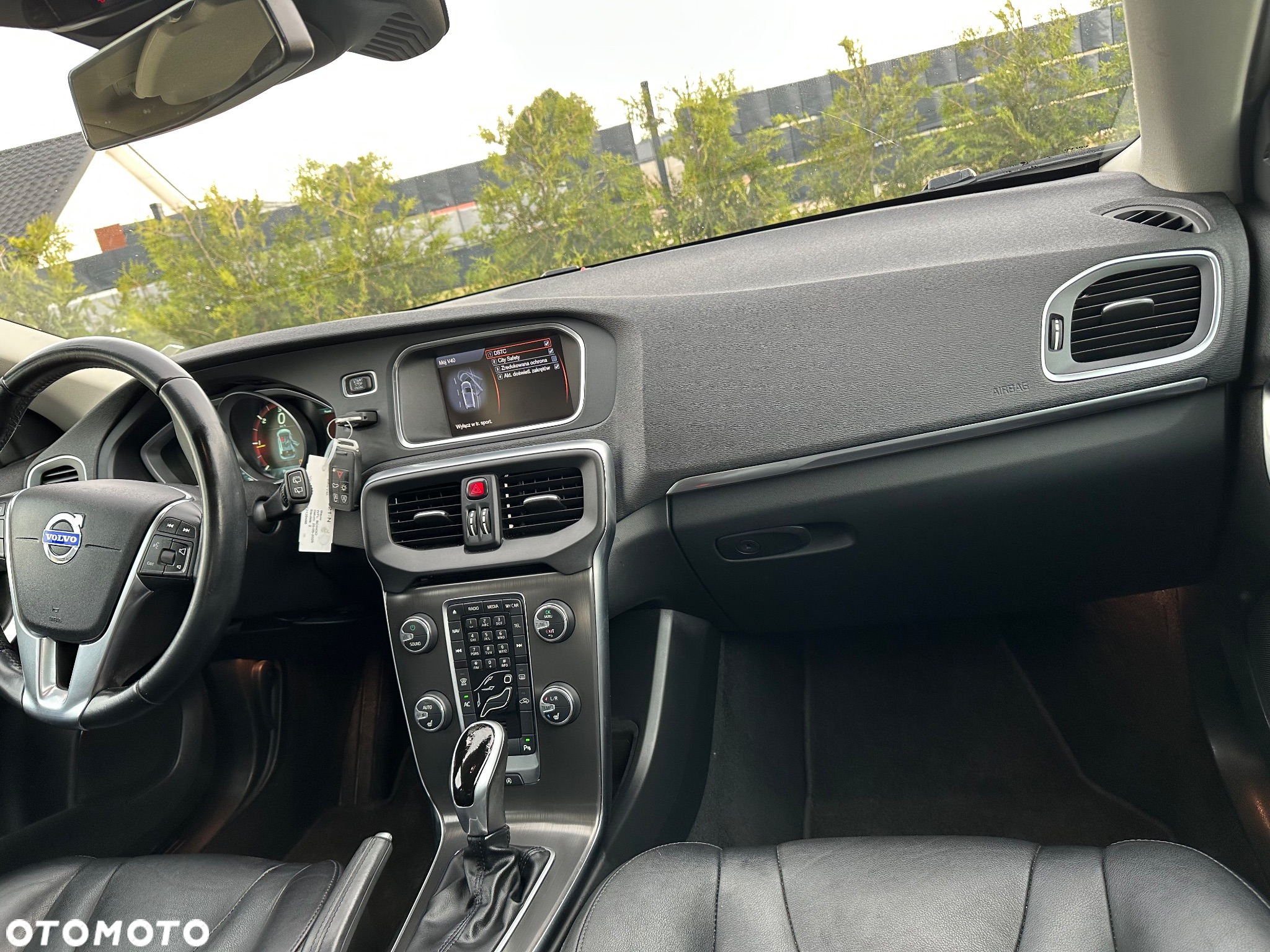 Volvo V40 D2 Summum - 16