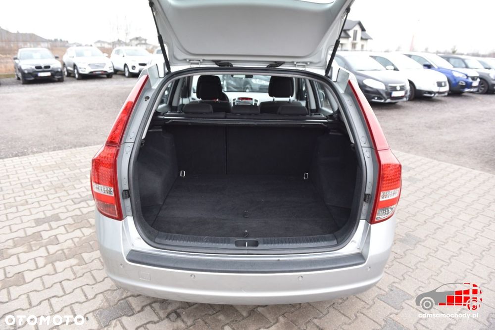 Kia Ceed - 15