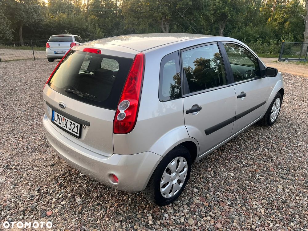 Ford Fiesta 1.4 Connection - 8