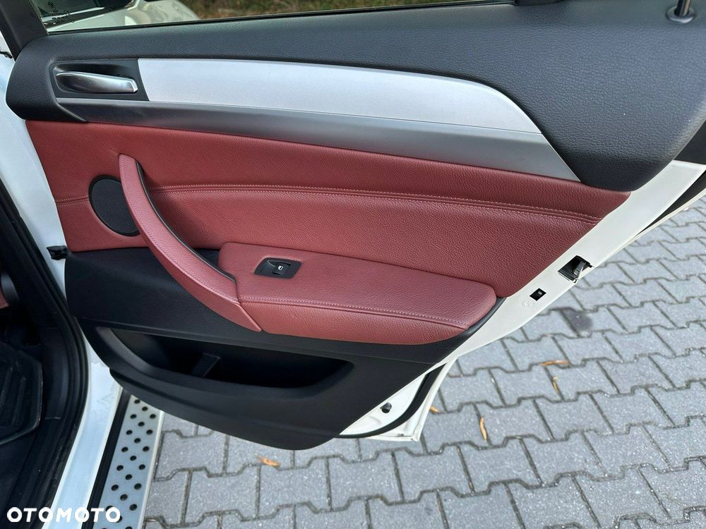 BMW X6 - 16