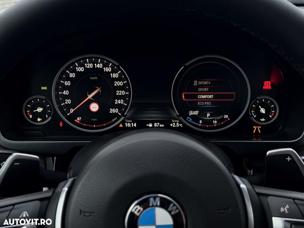 BMW X5 M M50d - 28