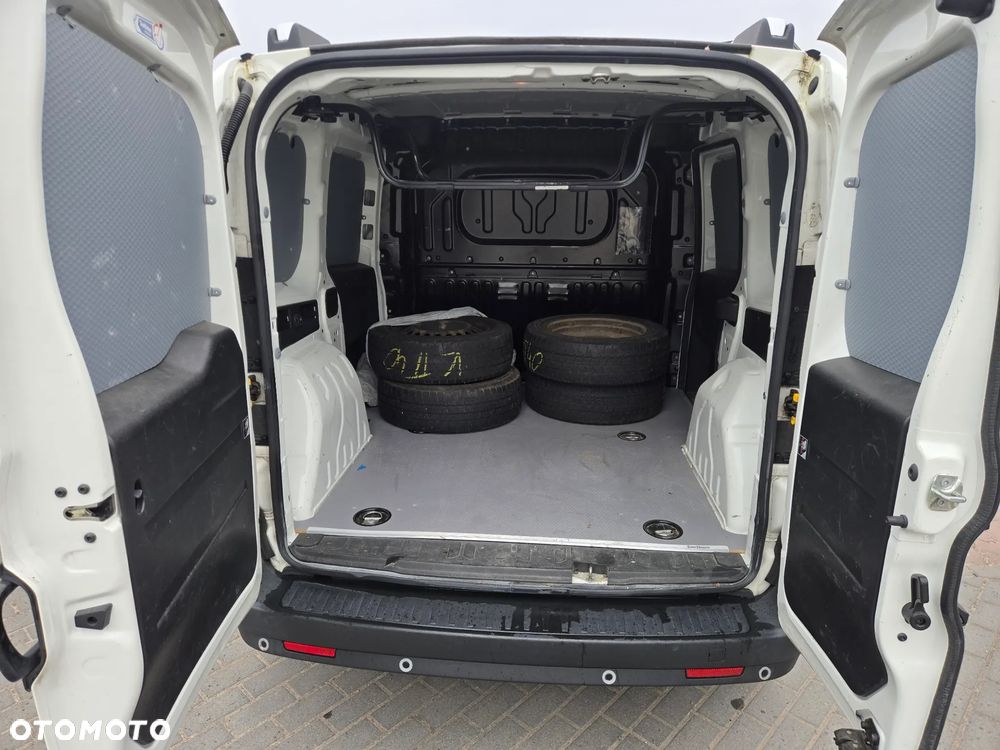Fiat DOBLO - 12