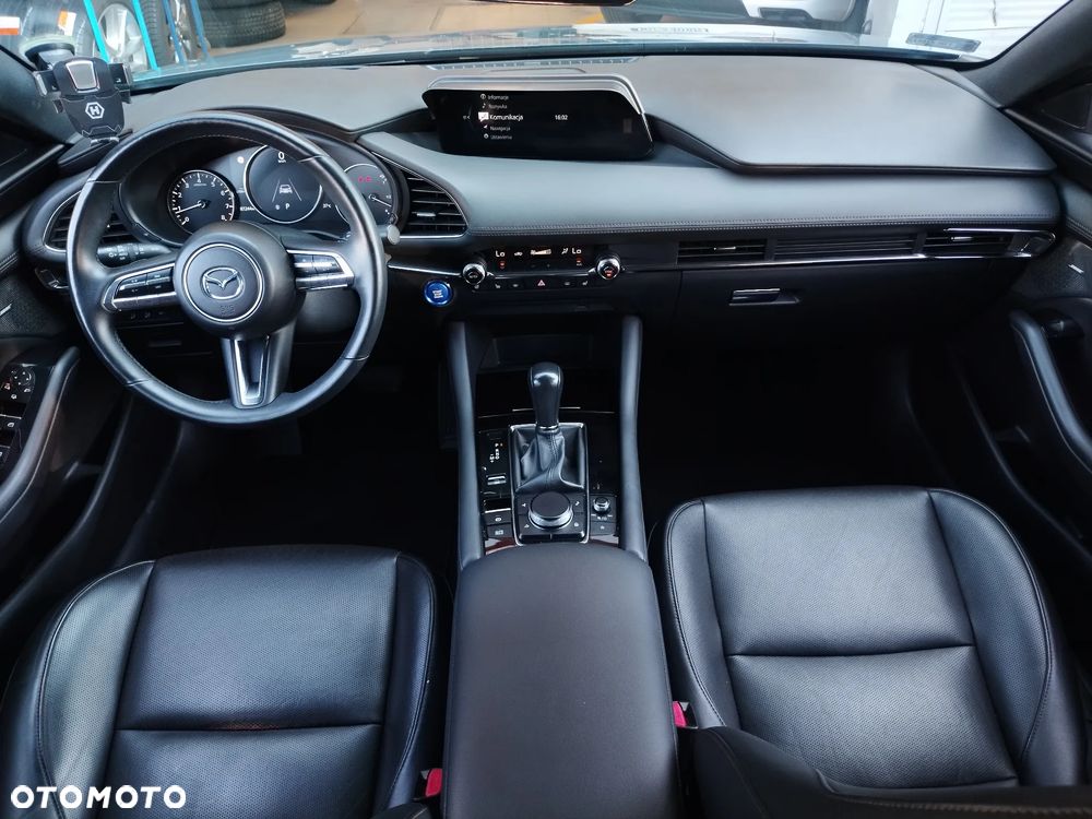 Mazda 3 2.0 mHEV Hikari - 6