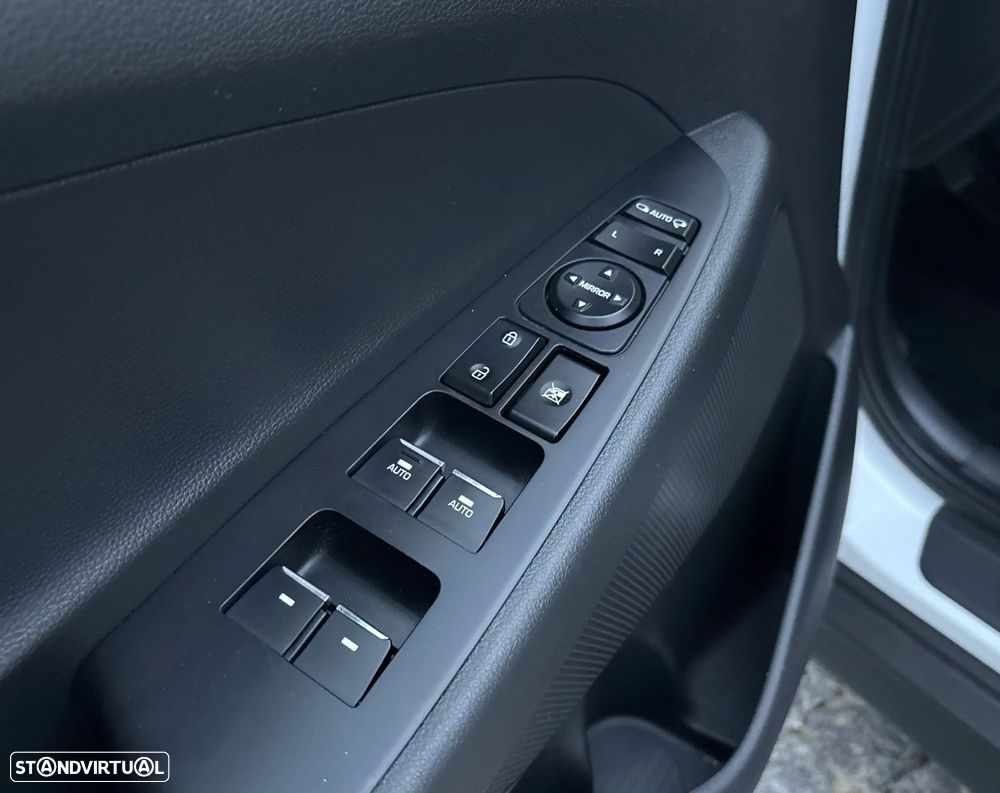 Hyundai Tucson 1.6 GDi Executive - 24