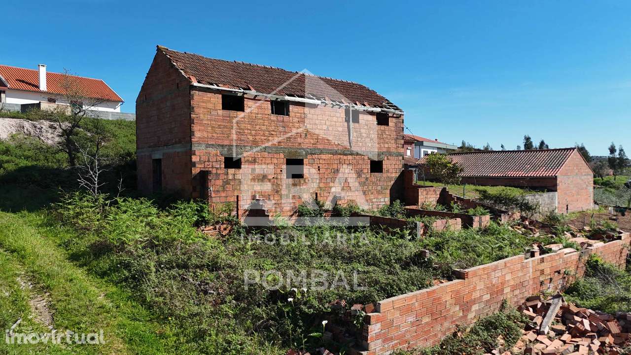 Conjunto de 3 Moradia, Almoster - Grande imagem: 2/24