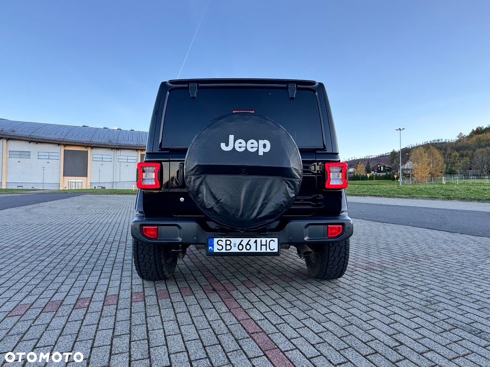 Jeep Wrangler Unlimited GME 2.0 Turbo Sahara - 12