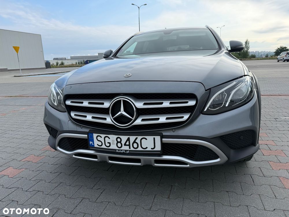 Mercedes-Benz Klasa E 220 d 4-Matic All-Terrain - 1