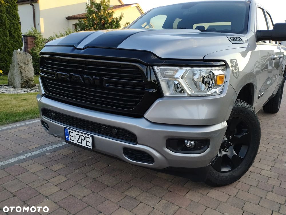 Dodge RAM - 1