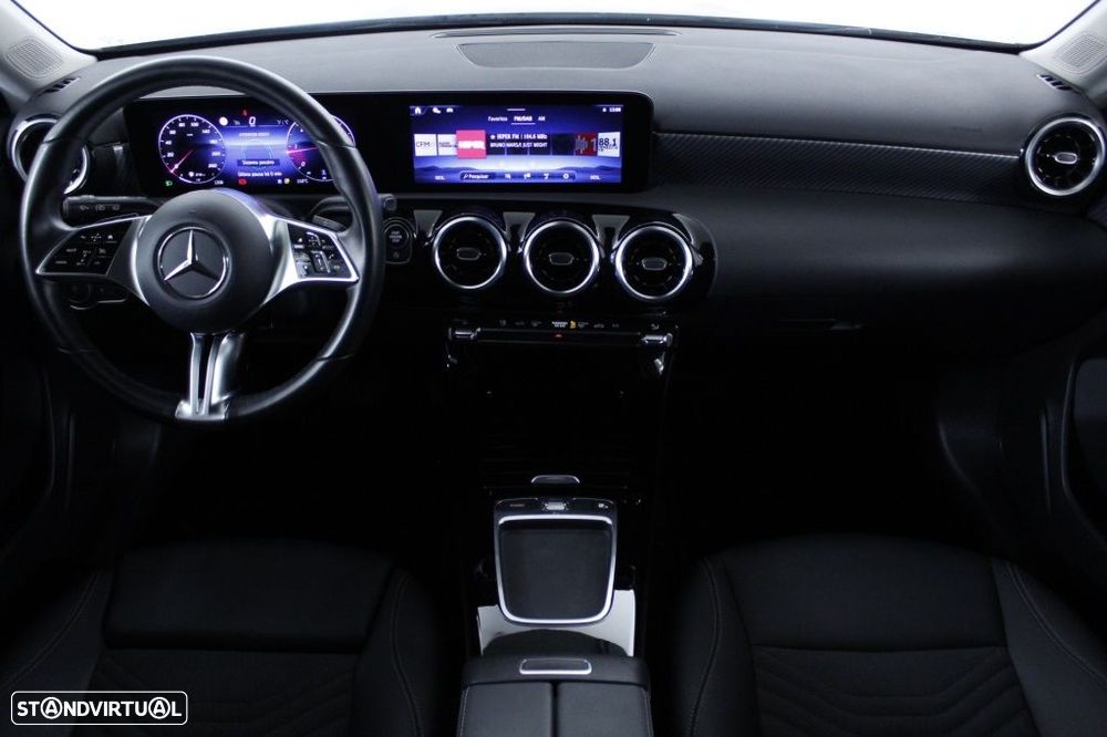 Mercedes-Benz A 200 d - 17