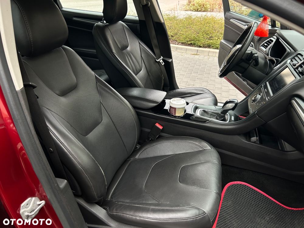 Ford Fusion 2.0 EcoBoost Titanium - 12