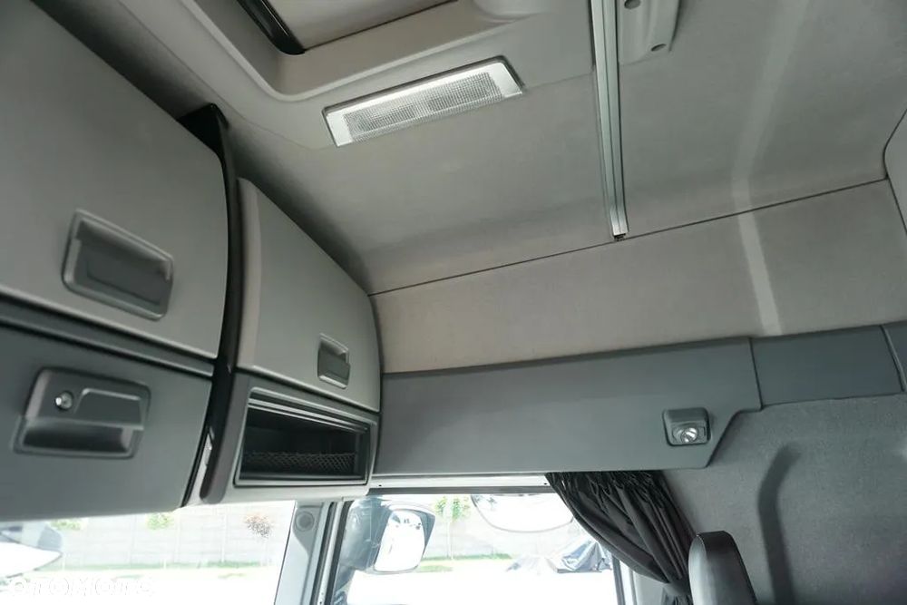 Renault C 520 / EURO 6 / ACC / 6 X 4 / RETARDER / DMC 100 000 KG - 38