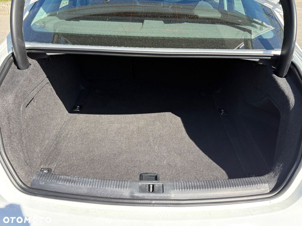 Audi A4 Limousine 1.8 TFSI Attraction - 31