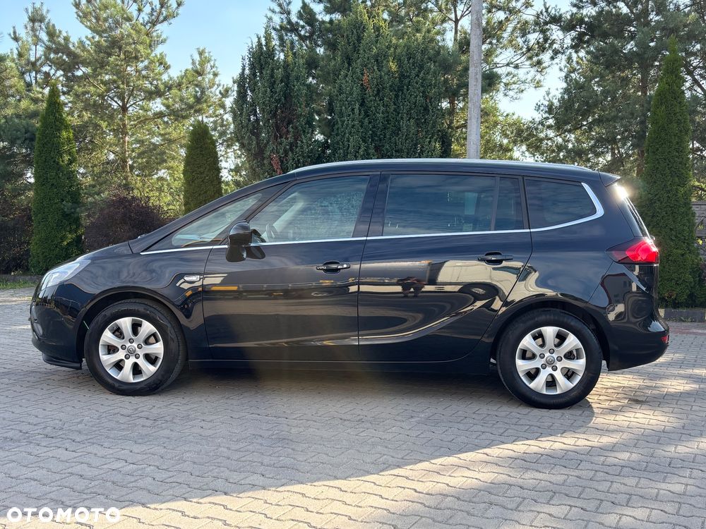 Opel Zafira - 10