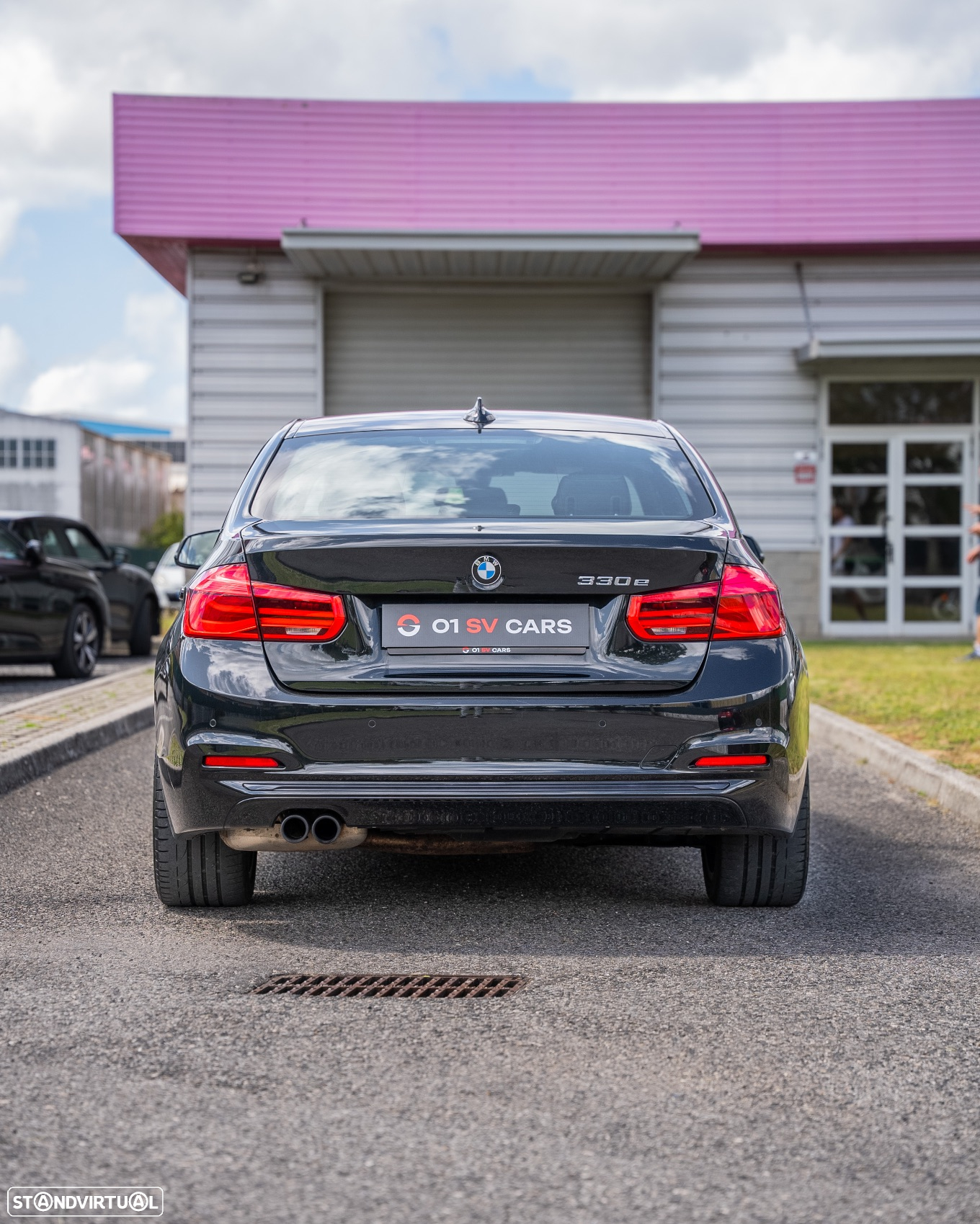 BMW 330 - 11