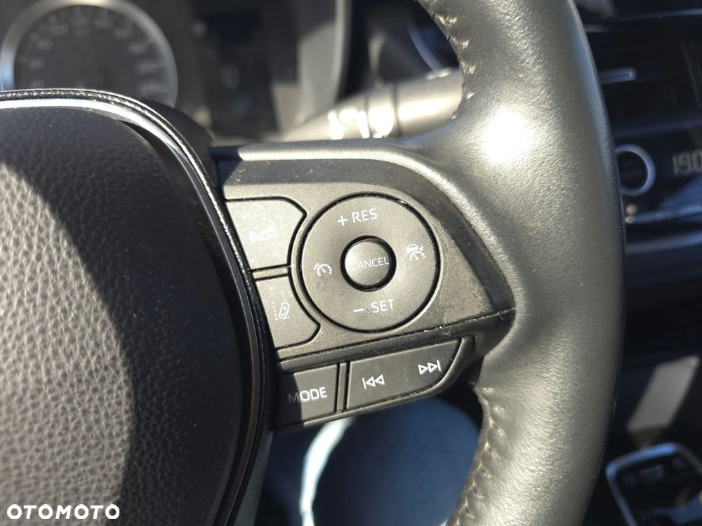 Toyota Corolla 1.8 Hybrid Comfort - 22